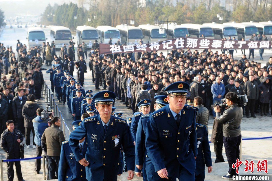 殲15總負責(zé)人羅陽遺體告別儀式舉行