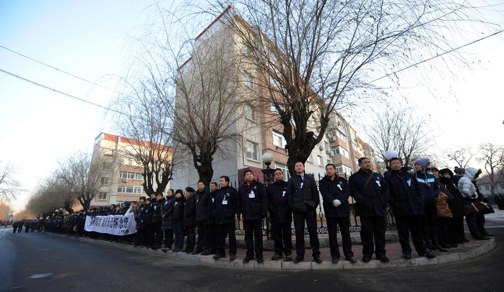 殲15總負責(zé)人羅陽遺體告別儀式舉行