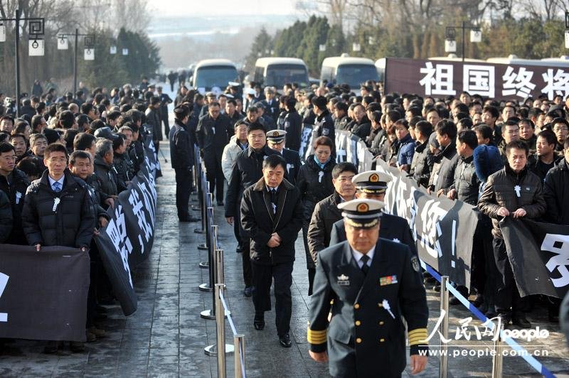 殲15總負責(zé)人羅陽遺體告別儀式舉行