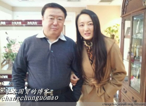 網(wǎng)上瘋傳的“陳曉旭”照片（實為小何晴）