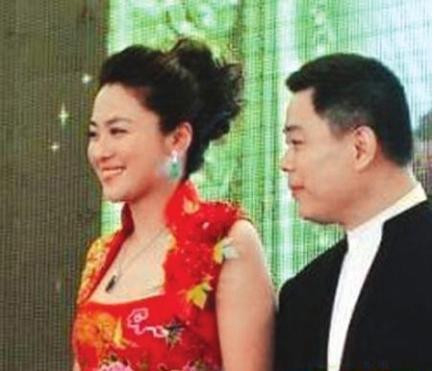 王寶強娶?；ㄟx美冠軍戀諧星 絕色女星嫁丑男(組圖)