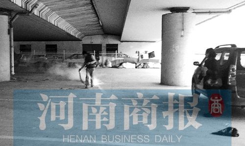 至今沒人知道他叫什么名字。唯愿他一路走好 河南商報記者 李政 文/圖