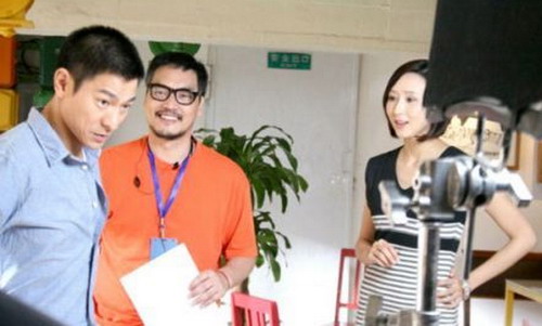 揭明星關系網：胡靜劉德華是親戚 黃圣依表舅吳敬璉
