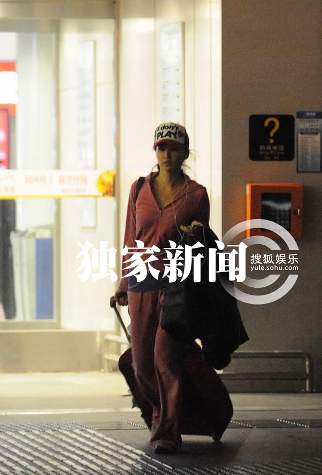莫小棋返京百萬豪車接駕 新男友首曝光