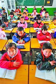 在北苑小學(xué)近500名小學(xué)生中，外來務(wù)工人員的子女占了大多數(shù)。