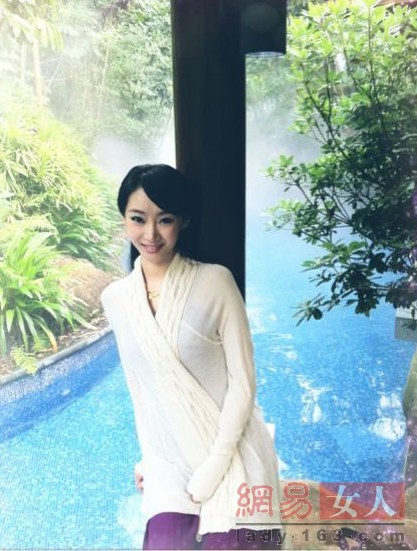 愛(ài)新覺(jué)羅啟星展露皇族氣質(zhì)