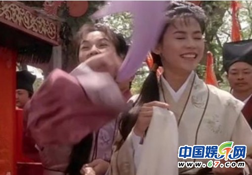 圖揭明星演過(guò)的意想不到的角色