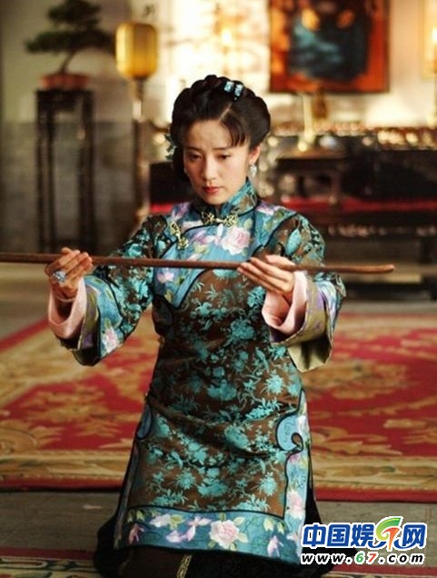 華妃PK容嬤嬤青出于藍 細數(shù)影視劇最毒婦人(圖)