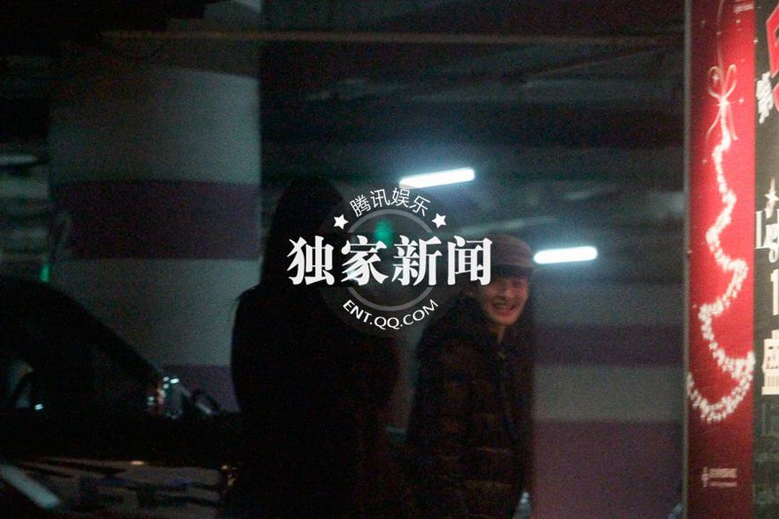 劉亦菲攜“綿羊音”曾軼可會(huì)干爹 陳金飛貼身當(dāng)代駕