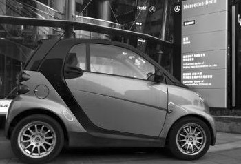 奔馳Smart質(zhì)量存缺陷 新車前后輪轂無(wú)端變形