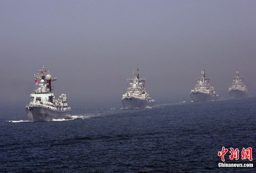 海軍編隊遠海訓練。