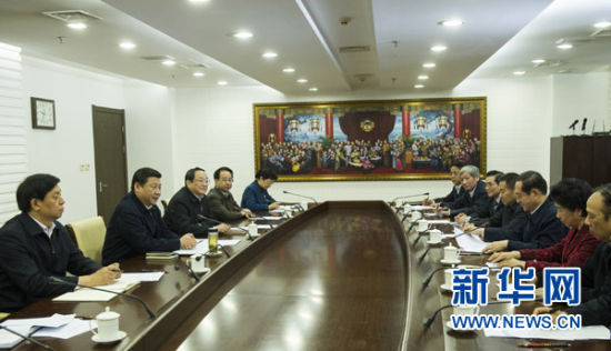近日，中共中央總書記習(xí)近平和中共中央政治局常委俞正聲等中央領(lǐng)導(dǎo)同志走訪了各民主黨派中央和全國工商聯(lián)并座談。 新華社記者李學(xué)仁攝