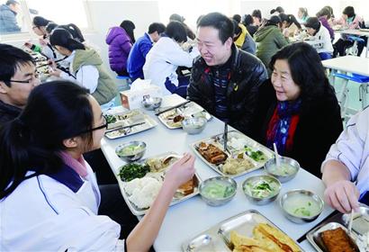 孩子們，你們午餐吃得好嗎？