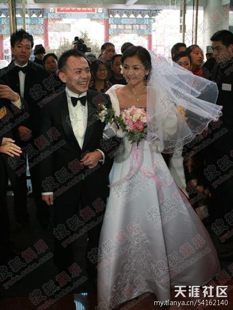 明星夫妻結(jié)婚照 哪對(duì)如今最幸福