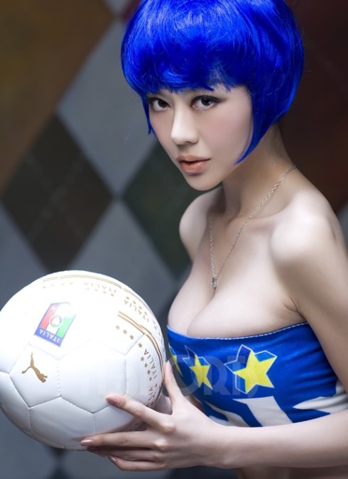 無(wú)“胸器”不能活的女星