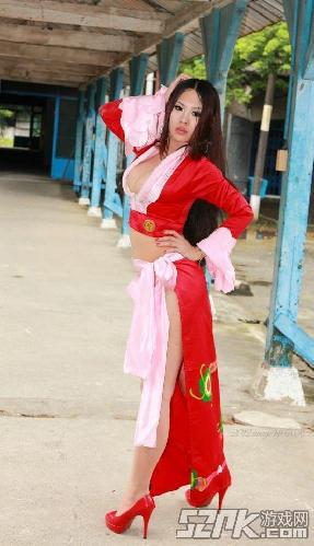 性感雞排妹成游戲代言 細數(shù)臺灣宅男女神(組圖)