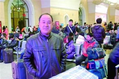 近八成受訪農(nóng)民工認(rèn)為青島是個打工的好地方 過去一年他們的平均月工資在三四千元
