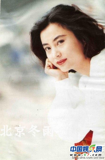 50歲李玲玉青澀照曝光 西游記玉兔精嫁洋老公曾起沖突