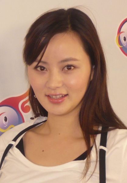 趙本山旗下的美女誰(shuí)吸金最多？