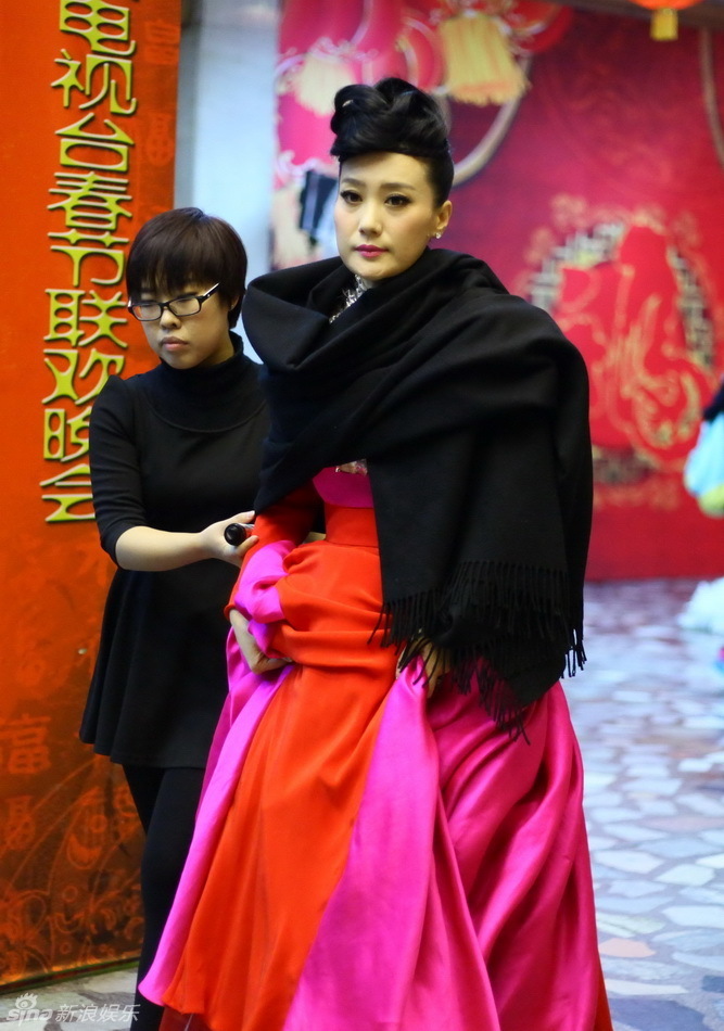 央視春晚第五次終極聯(lián)排眾星現(xiàn)身 揭秘臺(tái)前幕后(圖)