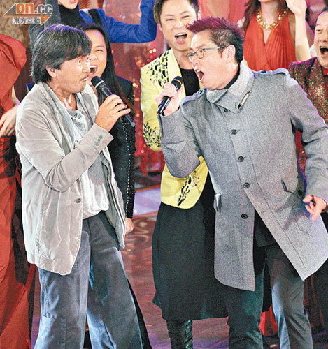 葉玉卿風騷演出不慎露底