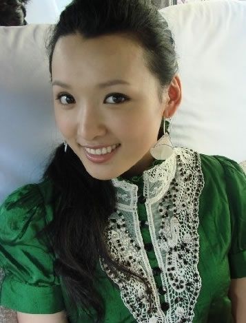 趙本山旗下的美女誰吸金最多？