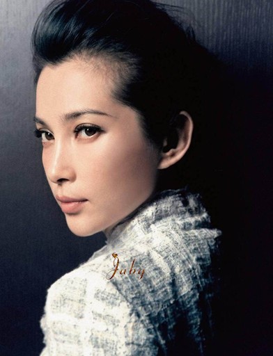 揭白富美女星成剩女內(nèi)幕：宋慧喬孫菲菲公開征婚仍難嫁