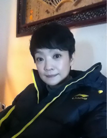 國內最紅大叔張嘉譯妻女近照