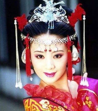 圖揭明星悲喜“師生戀” 李雙與愛(ài)妻江夢(mèng)鴿相差27歲！