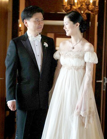 揭嫁豪門女星：李英愛誕龍鳳胎 韓彩英9年戀愛長(zhǎng)跑