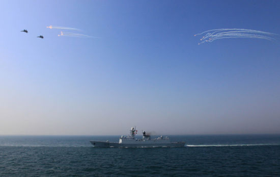 2012年4月，中俄“海上聯(lián)合-2012”軍事演習(xí)在黃海海域舉行。
