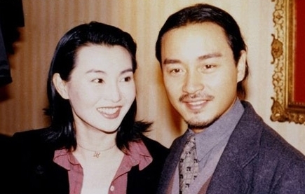 張曼玉張國(guó)榮舊照曝光