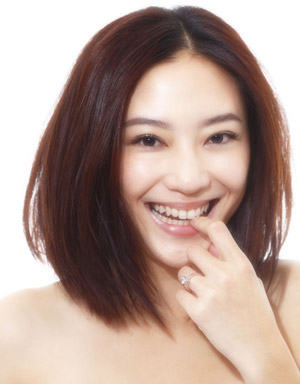 女星與小三過(guò)招：周慧敏閃婚搶倪震 胡紫薇大鬧央視