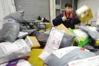 順豐快遞爽約當天貨未送達 海鮮被扔庫房過夜