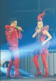 鳳凰傳奇10年身價漲20倍 全年收入上億