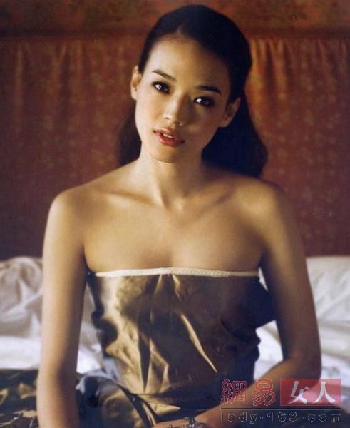 2013娛樂圈整容新標本：甄嬛眼柳巖胸舒淇嘴 