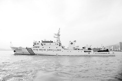 資料圖：新入列的“中國海監(jiān)8002”船。
