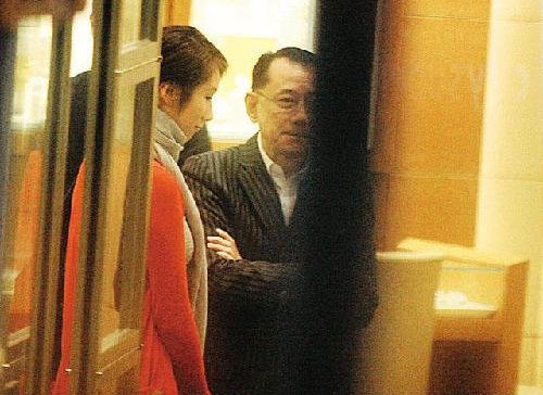 揭香港風流大亨風月事 置豪宅花上億睡女星