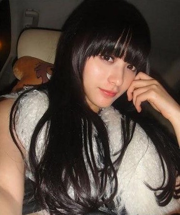 高校宅男女神級?；ㄐ∏逍滤囆g照
