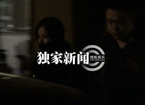 趙薇會(huì)友被跟拍速閃人