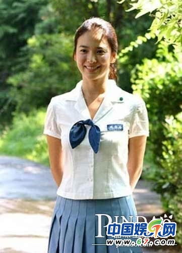 盤點中外女星影視劇學生裝 何潔張柏芝張韶涵驚艷搶鏡