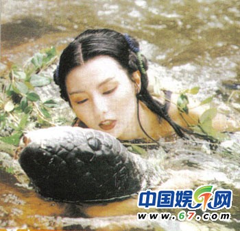 影視劇水中唯美激情戲