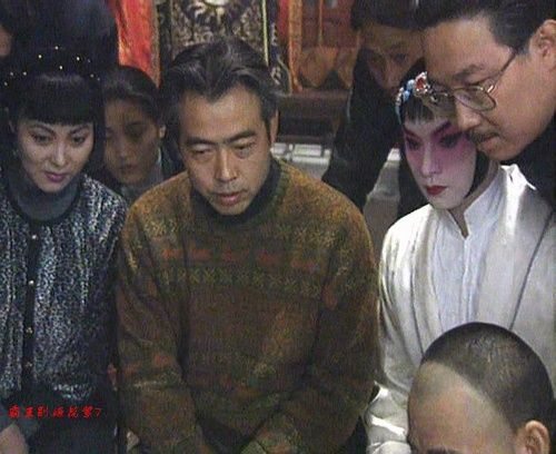 陳凱歌張國(guó)榮在片場(chǎng)舊照