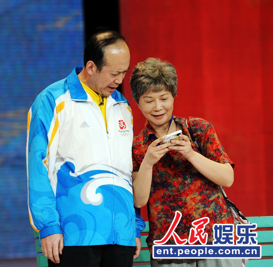 蔡明神秘家庭生活揭秘 婚姻曾因郭達(dá)現(xiàn)“拐點(diǎn)”