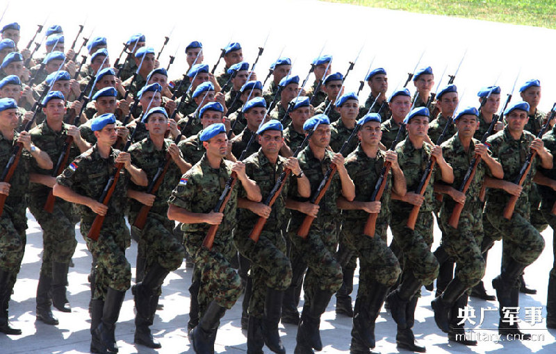 走進(jìn)抗戰(zhàn)閱兵外軍方隊(duì)營地 拍遍17國外軍訓(xùn)練