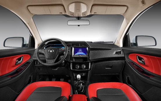 90后自駕游必備小型SUV：英致G3顏值高操控優(yōu)3