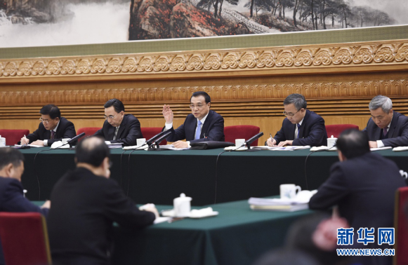 3月9日，李克強參加廣東代表團的審議。 新華社記者李學仁攝
